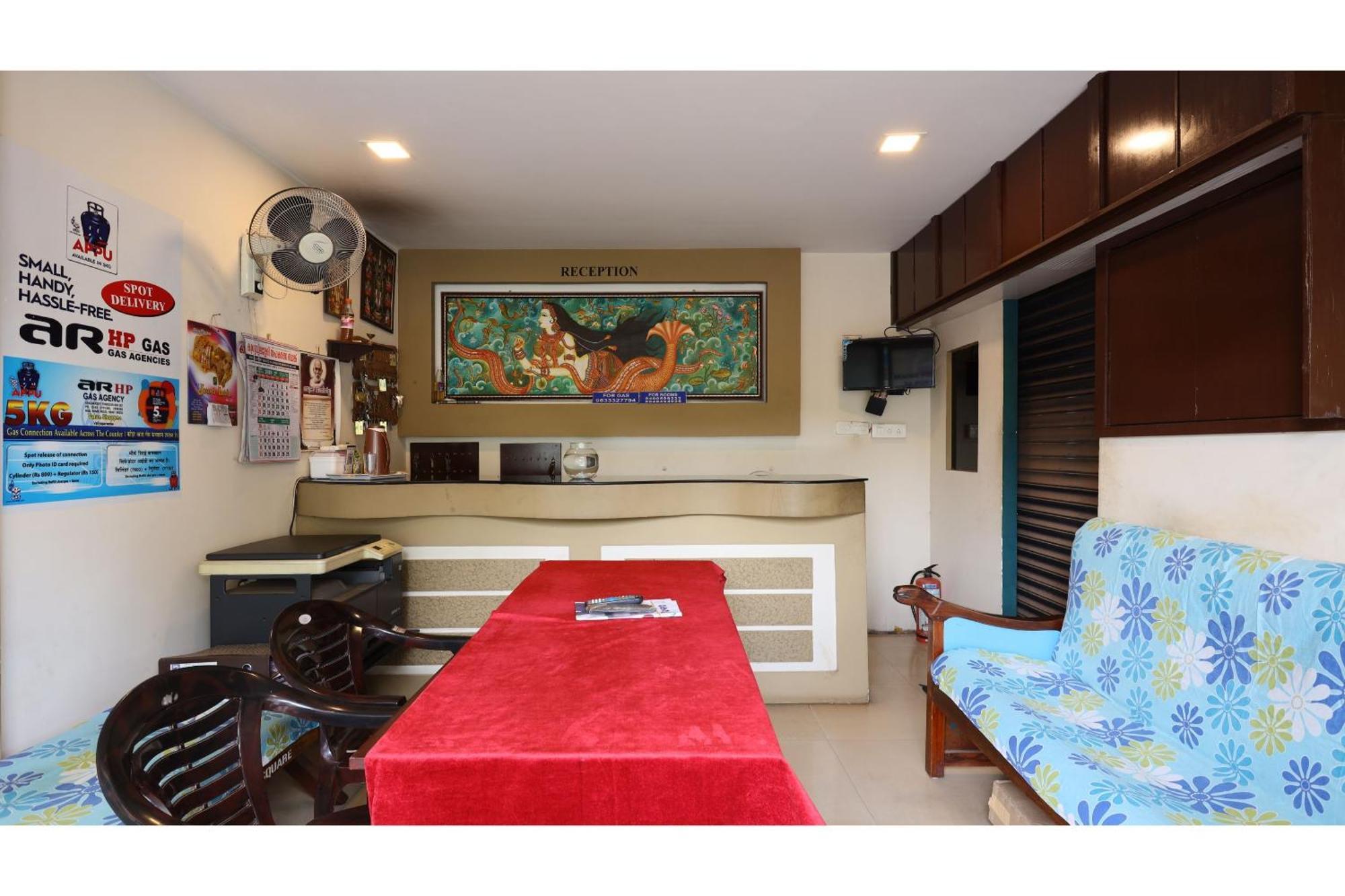 SPOT ON 45361 Ar Square Thrissur Exterior foto