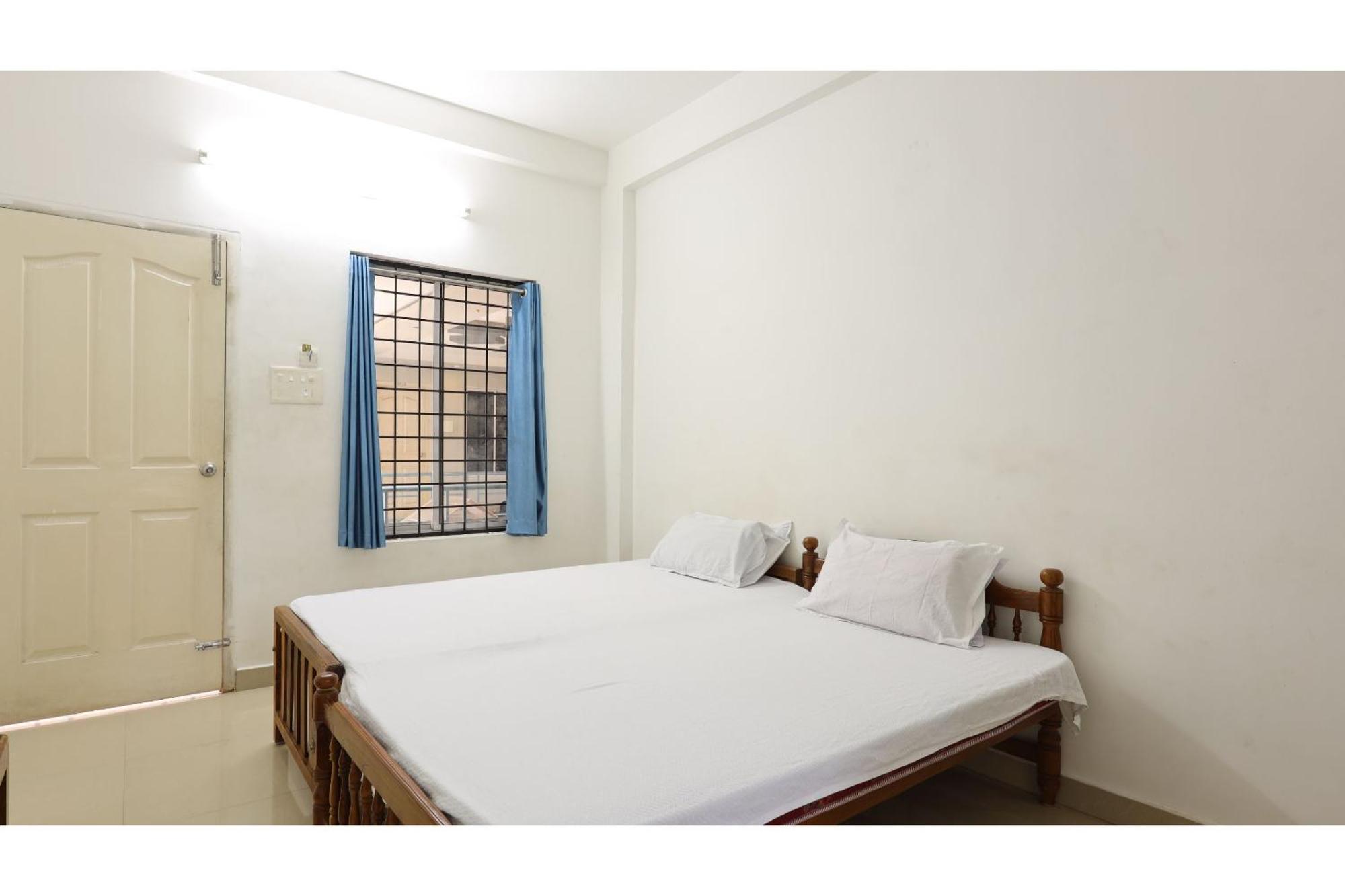 SPOT ON 45361 Ar Square Thrissur Exterior foto